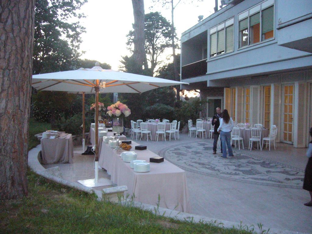 Casa Per Ferie Cardinal G. Guarino Roma Ngoại thất bức ảnh