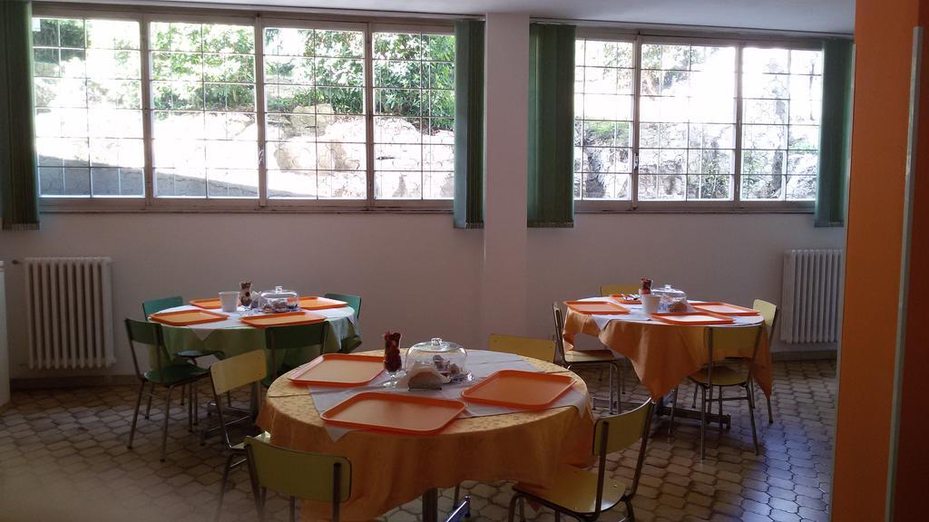 Casa Per Ferie Cardinal G. Guarino Roma Ngoại thất bức ảnh