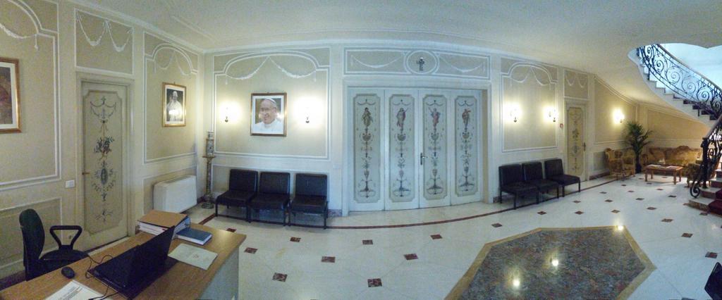 Casa Per Ferie Cardinal G. Guarino Roma Ngoại thất bức ảnh